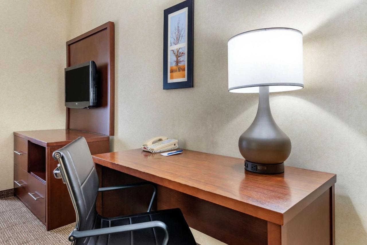 Comfort Suites South Elkhart Esterno foto